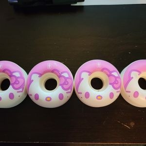 New Hello Kitty Girl X skateboard wheels